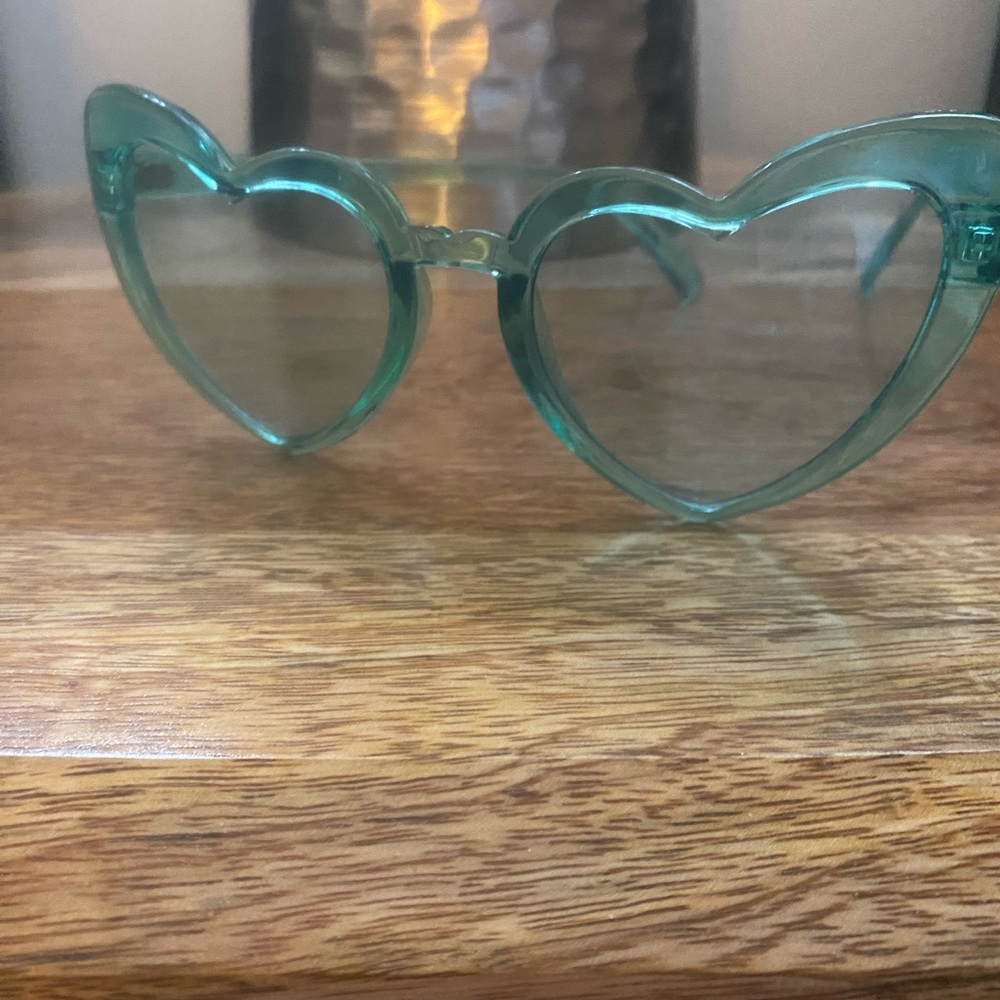 NEW BLUE HEART SUNGLASSES